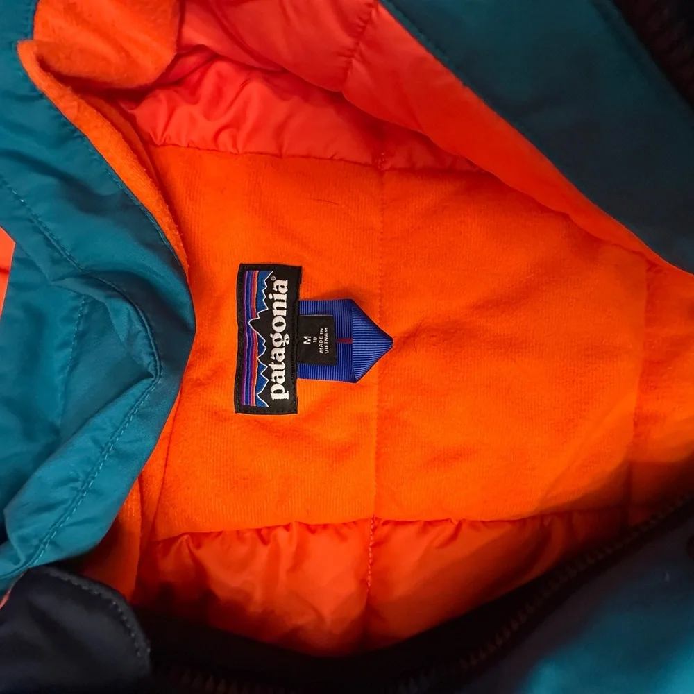 Patagonia - Kids Powder Town Jacket - M / size 10 - Picture 4 of 6